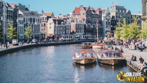 Amsterdam Pesona Kota Kanal yang Tak Pernah Membosankan!