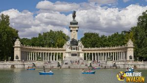 Santai Sejenak di El Retiro Park, Jantung Hijau Spanyol!