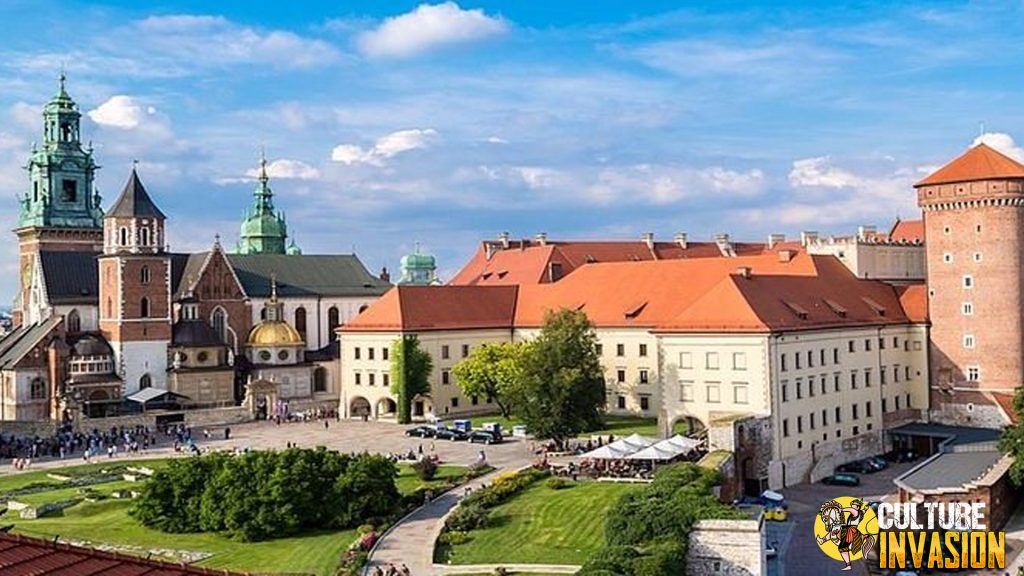 Wawel Royal Castle Polandia, Istana Klasik yang Bikin Terpana!