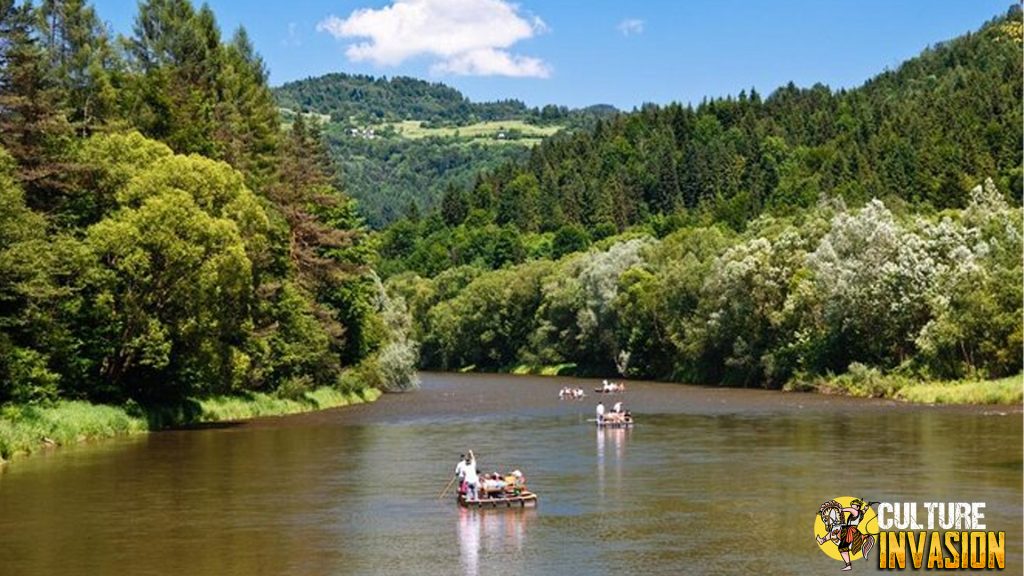 Wisata Indah di Polandia? Pieniny National Park Jawabannya!