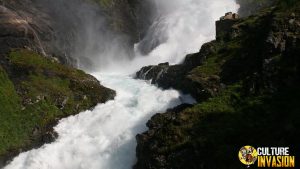 Kjosfossen Norwegia dan 15 Pemandangan Spektakuler