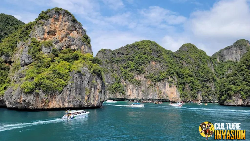 Pi Leh Bay 2 Teluk Terlalu Cantik untuk Masuk Akal