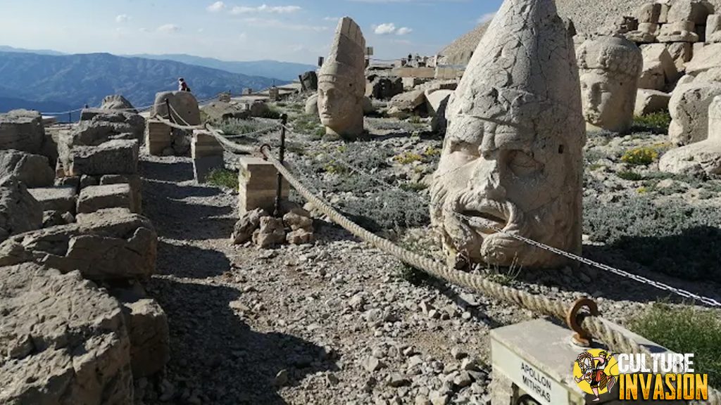 Gunung Nemrut Perpaduan 2 Alam dan Sejarah