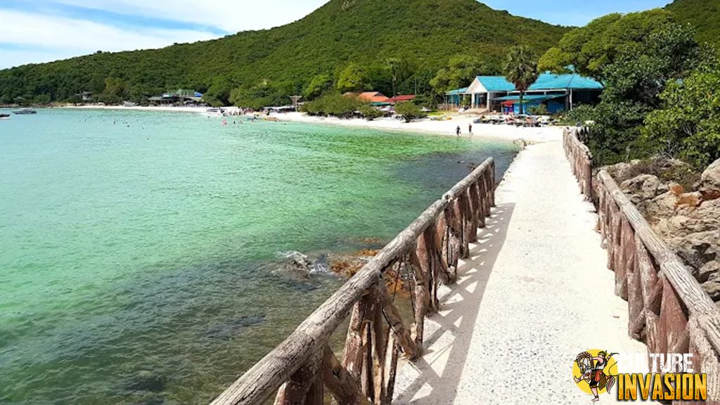 Tien Beach Viral! Spot Santai Favorit Wisatawan 2025