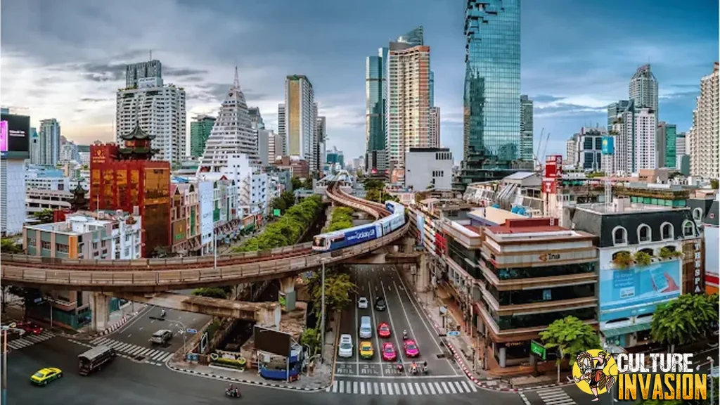 Bangkok x 7 Kota, Candi, Pasar, dan Mimpi Tropis