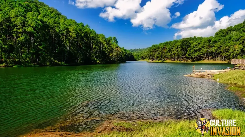 Pang Ung 3 Hari Menikmati Kedamaian di Tepi Danau 4 Pang Ung 3 Hari Menikmati Kedamaian di Tepi Danau