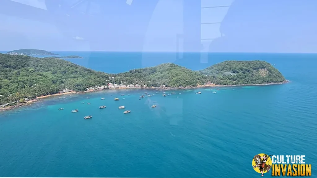 Thom Island 42: Santai Pemandangannya Gokil