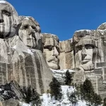 Gunung Rushmore: Selfie Wajib di Wajah Raksasa!