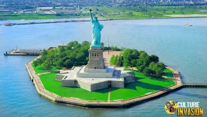 Patung Liberty: Wisata Sejarah & Budaya Amerika!