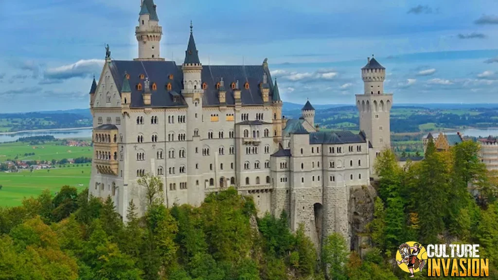 Kastil Neuschwanstein, Inspirasi Disney Asli!