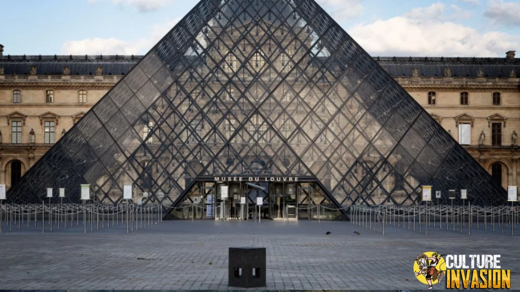 Museum Louvre Paris, Koleksi Art-nya Gokil Pol