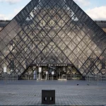 Museum Louvre Paris, Koleksi Art-nya Gokil Pol