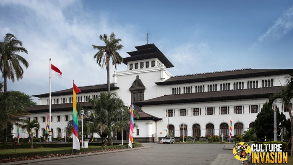 Bandung Sejarah Panjang Transformasi Kota